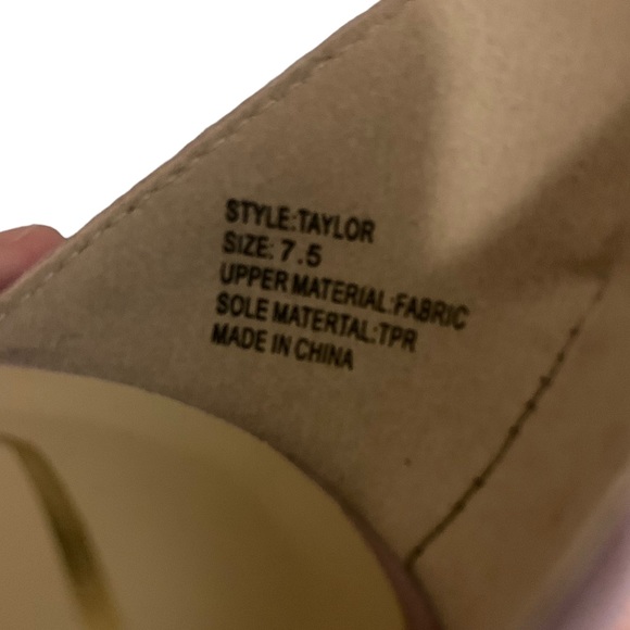 Lulu’s Women’s Taylor Chunky 4in High Heels Size 7 Dusty Lilac - Picture 6 of 6